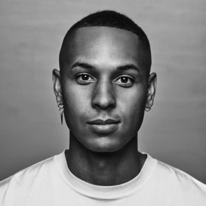 Meet your Posher, Devin